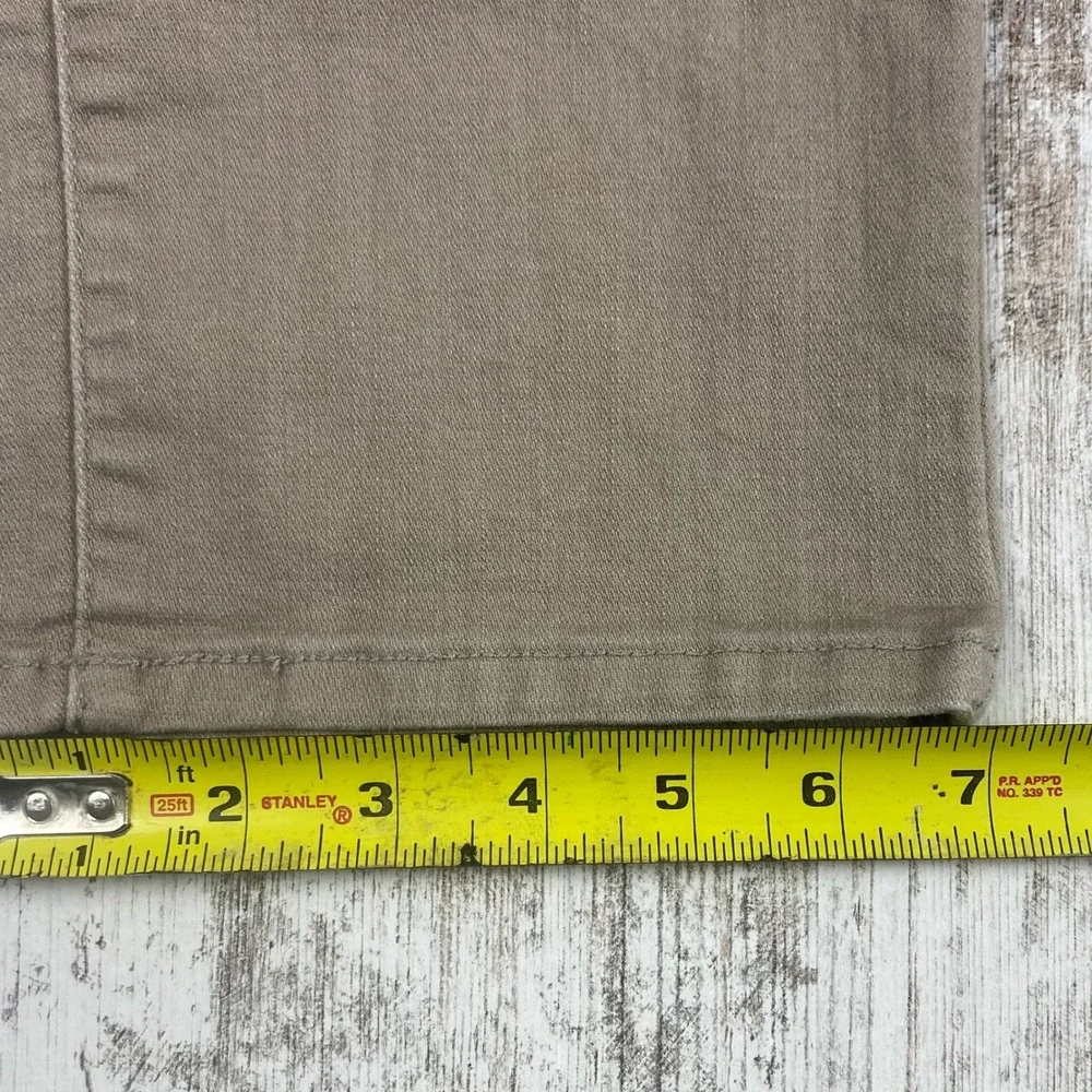 Westport Signature Fit Womens Taupe Straight Leg Stretch Jeans Size 12